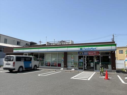 ファミリーマート熱田切戸町店