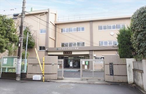 杉並区立和田中学校(430m)