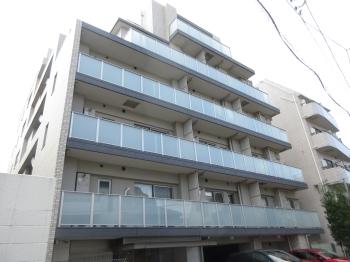 東武東上線「ときわ台」駅徒歩６分。２０１５年築のマンション