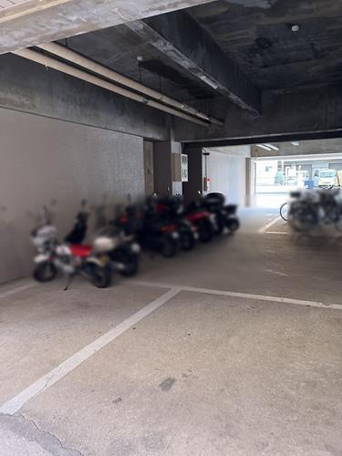 駐輪場　バイク置き場