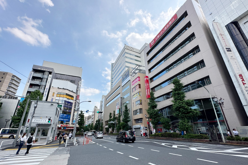 中野通り(中野駅付近)