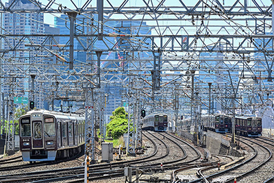 「十三駅」から「大阪梅田駅」方面を望む