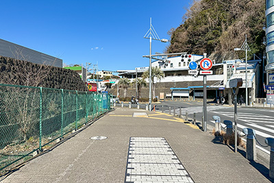 現在の「浦賀駅」周辺