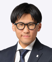 スタッフ画像
