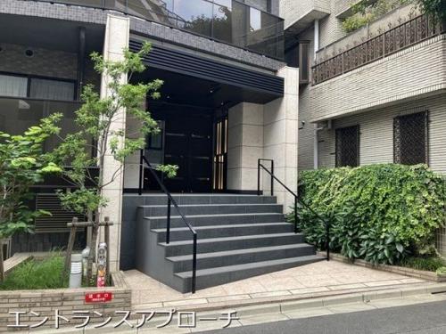 エントランスアプローチ エントランスアプローチ