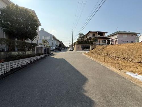 ■現地写真（南側道路幅員約6.7ｍ）