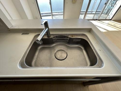 キッチン内水道