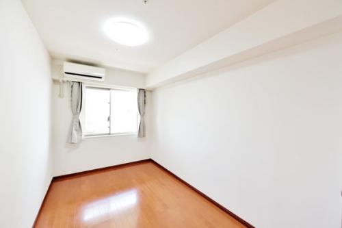 洋室約6帖※家電・備品等は価格に含まれません