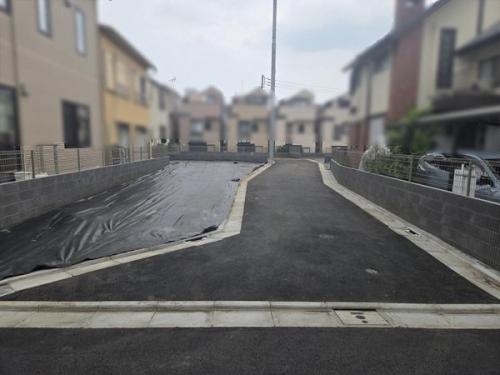 4区画全景※4m公道上から撮影(2025年8月撮影) 4区画全景※4m公道上から撮影(2025年8月撮影)