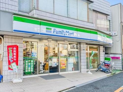 ファミリーマート北区豊島八丁目店 約220m ファミリーマート北区豊島八丁目店 約220m