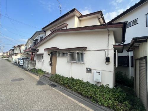 前面道路含む外観 前面道路含む外観