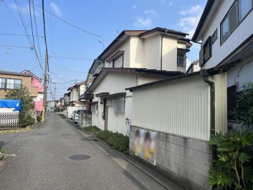 前面道路含む外観 前面道路含む外観