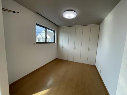 洋室約１１帖(北側)