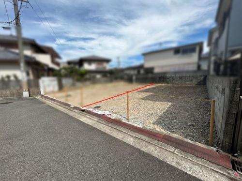 前面道路含む外観 前面道路含む外観