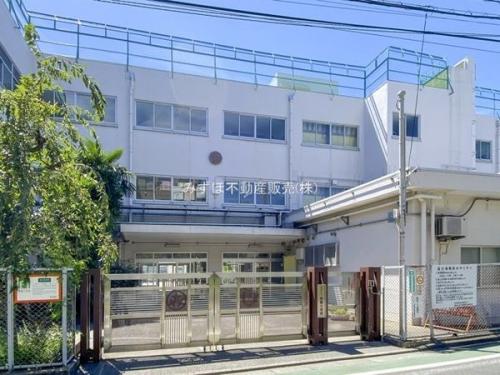 世田谷区立駒繁小学校 約770m 世田谷区立駒繁小学校 約770m