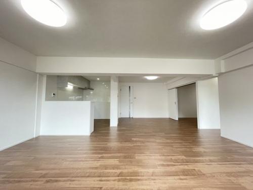 LDK約24帖＋洋室約8.4帖