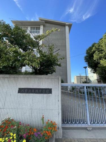 堺市立月州中学校 約290m