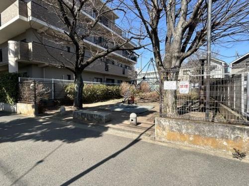 ハナミズキ公園 約280m