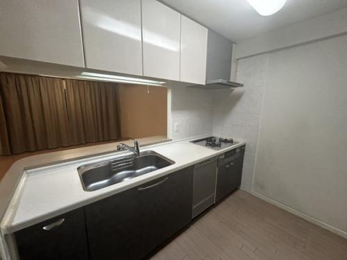 ※備品は価格に含まれません。