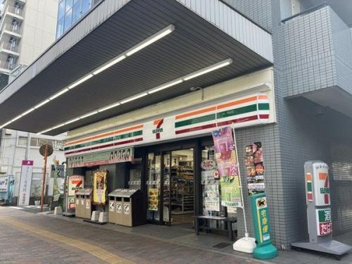 セブンイレブン船橋宮本店 約160m