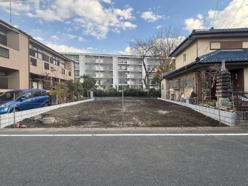 前面道路含む外観 前面道路含む外観