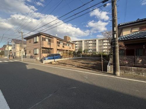 前面道路含む外観 前面道路含む外観