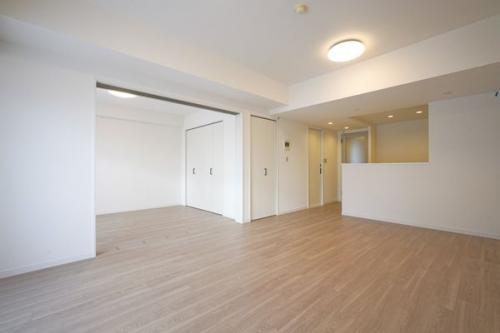 LDK・南西側洋室約6.0帖