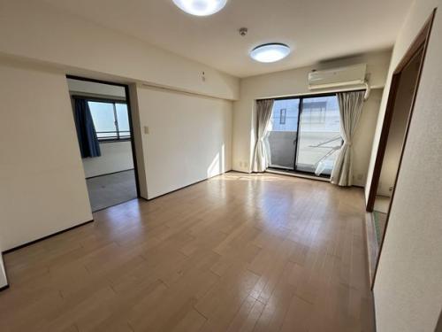 LD約11.7帖・南東側洋室約6.3帖・和室約6.0帖