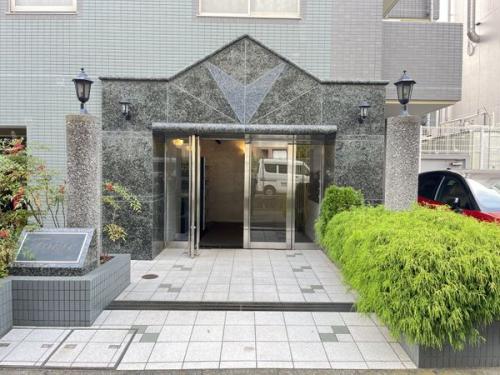 エントランス エントランス