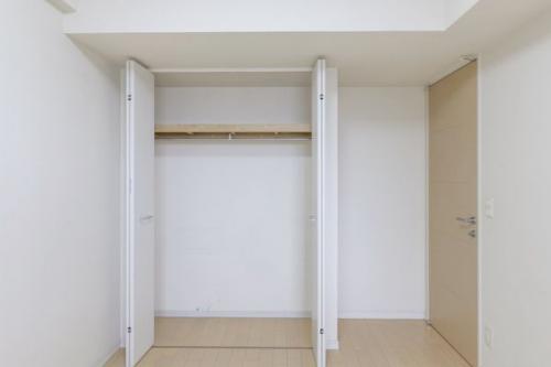 洋室約6.0帖　収納
