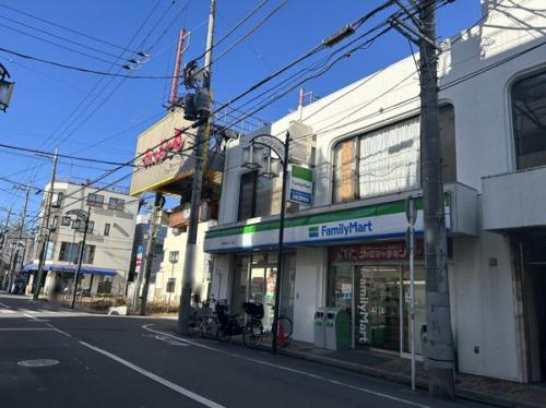 ファミリーマート武蔵新城一丁目店 約140m