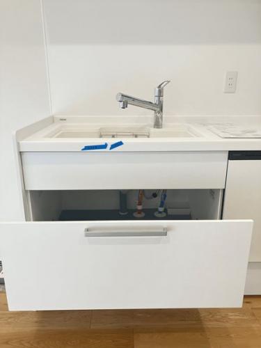 キッチン収納(扉開時)