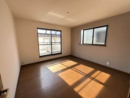 ２階南西側洋室約8.0帖