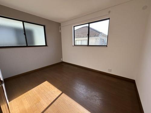 ２階南東側洋室約6.0帖