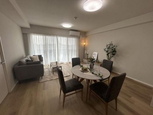 リビングダイニング　家具・備品等は価格に含む。