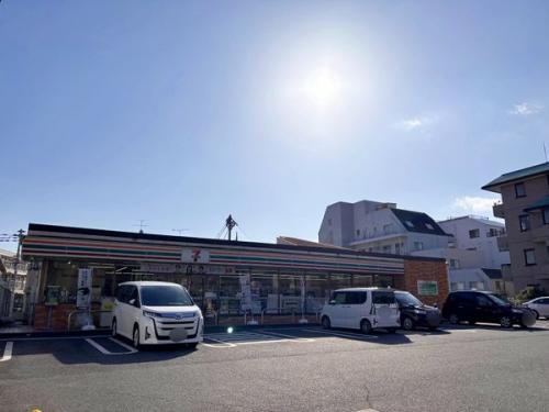 セブンイレブン八王子大和田７丁目店 約660m