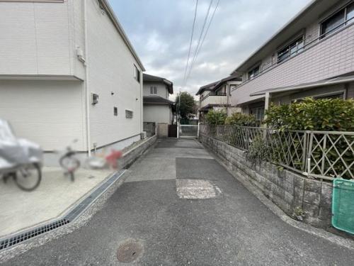 東側通路（幅員約3.9ｍ）