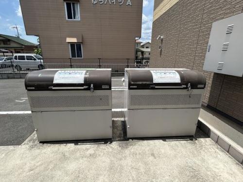 ごみ置場