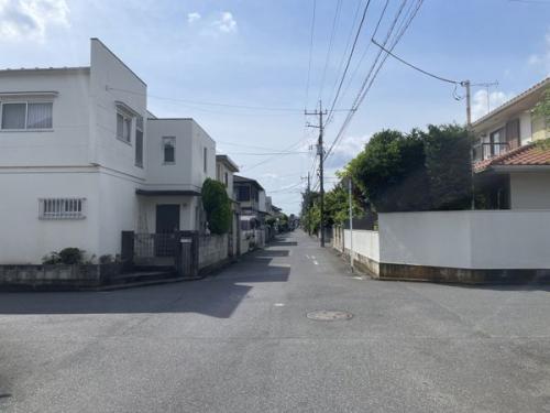 南西側道路 南西側道路