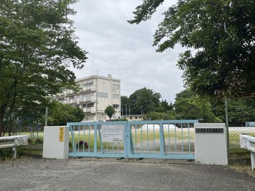 柏市立富勢東小学校 約940m 柏市立富勢東小学校 約940m