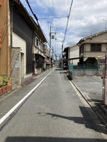 前面道路(北向き) 前面道路(北向き)