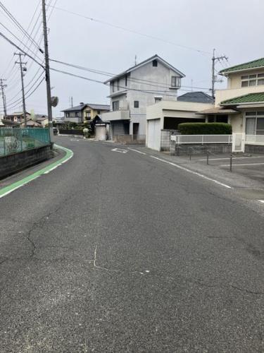 南西側道路 南西側道路