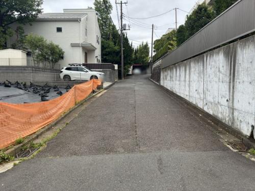 北東側前面道路 北東側前面道路