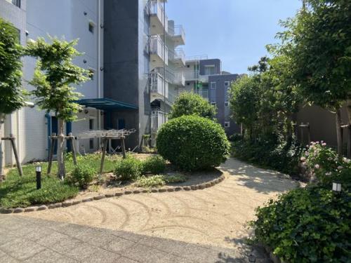 敷地内通路(建物北側)