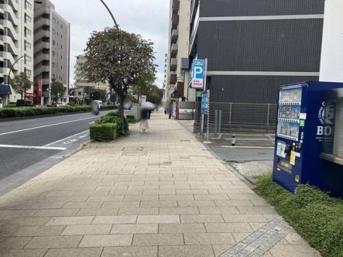 南側前面道路 南側前面道路