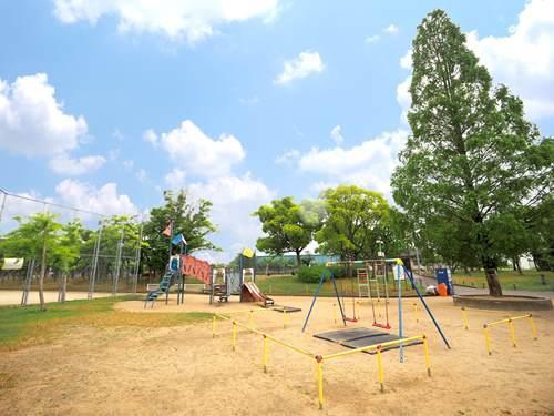 大池公園 320m