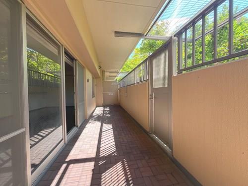 南向きバルコニー（スロップシンク付）