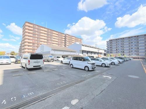 【共用部】駐車場