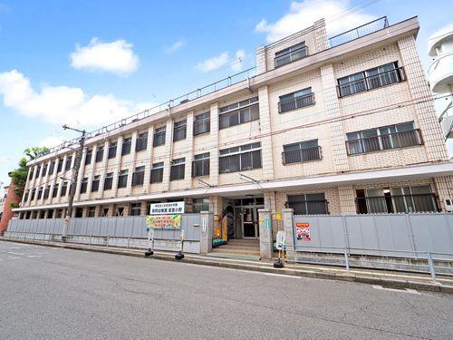 英明幼稚園住吉 630m