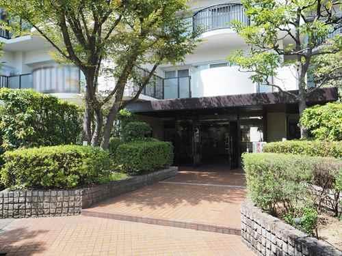 【共用部】エントランスアプローチ